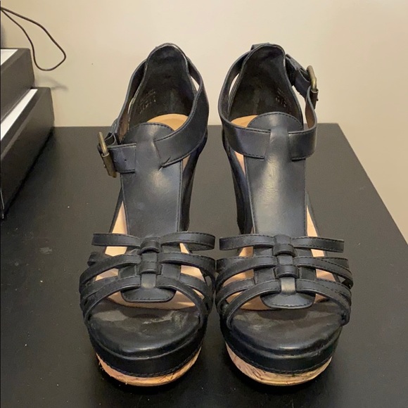 Wedge cork heels from Aldo - Picture 2 of 7